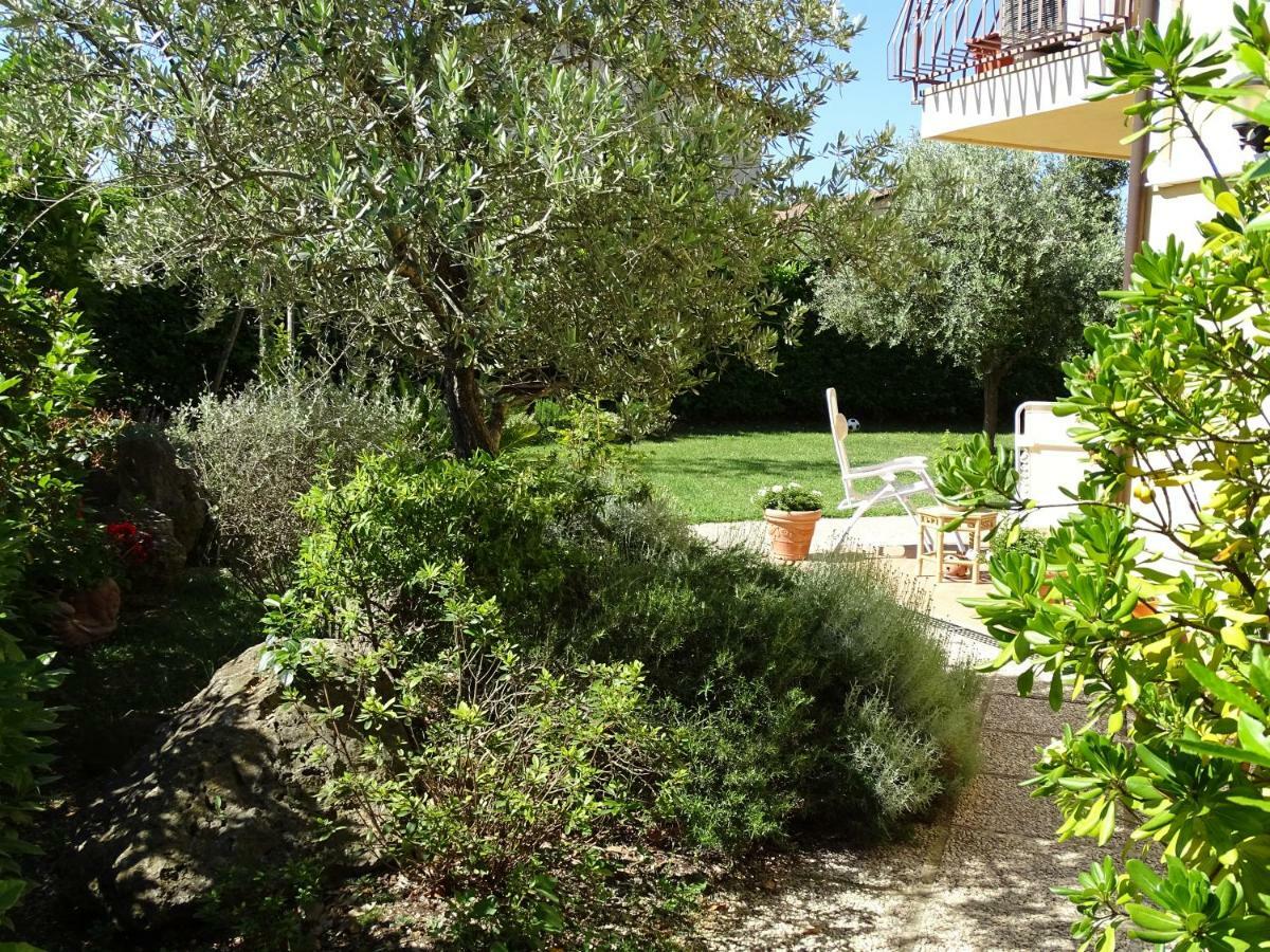 مارسياينا B&B La Dolce Vita المظهر الخارجي الصورة